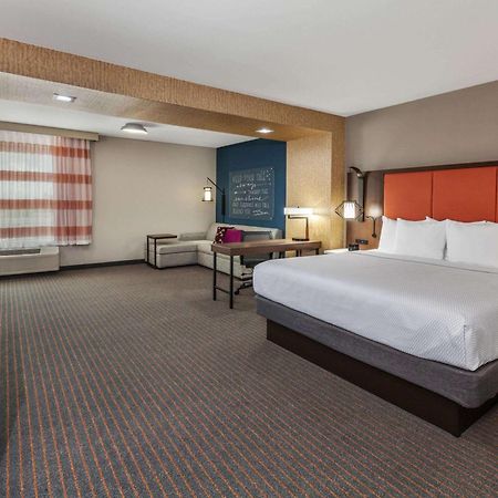 Готель La Quinta By Wyndham Houston East At Sheldon Rd Ченелвью Екстер'єр фото